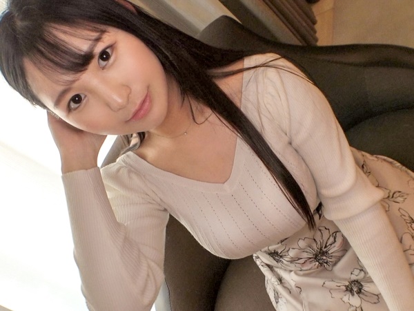 大人しそうな見た目の清楚系女子大生…自慢のおっぱいでチンポ挟み込み極上パイズリでご奉仕しちゃう♡