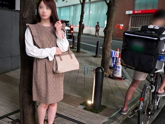 【不倫】清楚系デカパイ女子アナがラブホで不倫SEXする映像が流出！騎乗位で他人棒をガッツリマンコに咥え込む姿が映り込む！