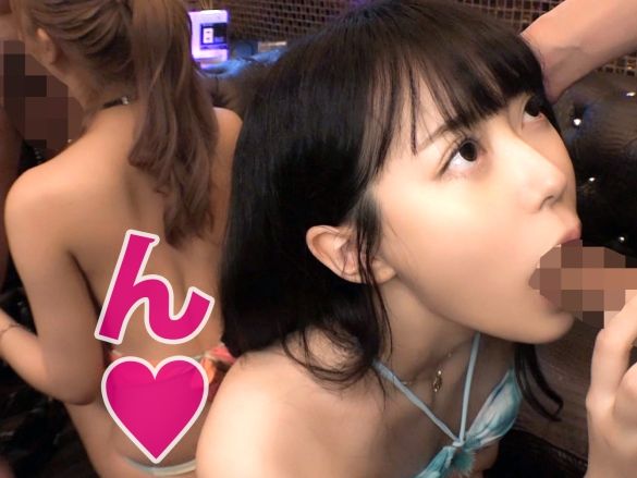 【乱交】金髪ギャル＆黒髪美少女のJD二人組と4Pラブホで大乱交！二組で同時にW生ハメSEXで水着美女達をヤリ倒す！♥