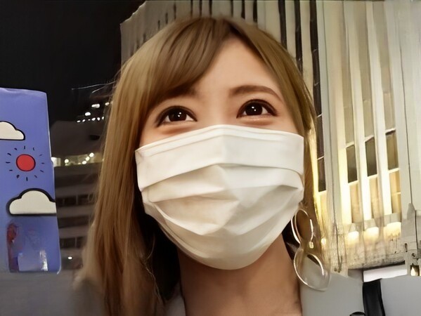 【素人】美人なキャリアウーマンに声かけ♡ジュボジュボとエッチな音を出してフェラするとエロ下着を着て美乳丸出し♡