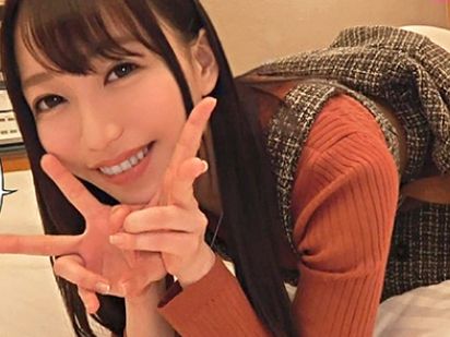 【素人】上京したての美意識高め新卒スレンダーな美人OL！電マでびしょ濡れになったマンコに巨根挿入⇒ガン突き悶絶絶頂！