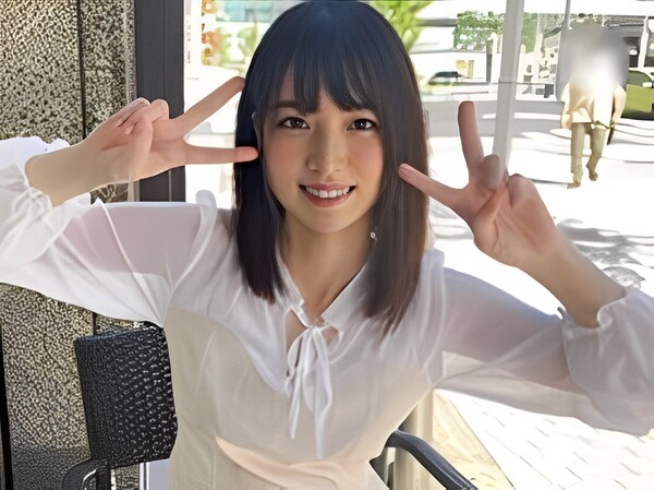 【素人】美白肌な22歳のお姉さん♡恥じらい手マンで腰をクネクネさせると騎乗位でガン突きされておっぱいぷるぷる♡