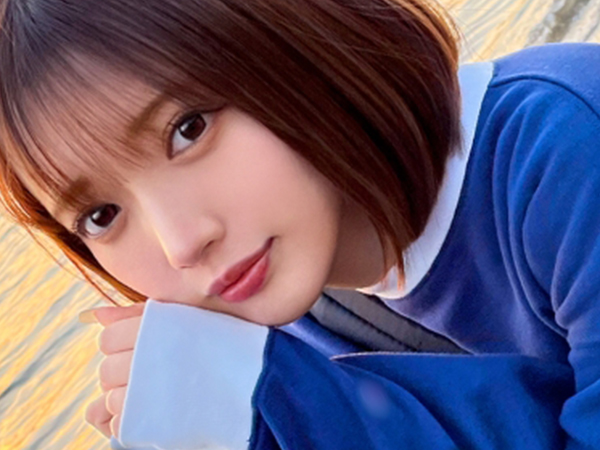 【ショートヘア女子大生の生ハメぶっかけ】超可愛い貧乳ボディを独り占め! デートから一転、生挿入でザーメンぶっかけ! 甘い声に興奮必至!