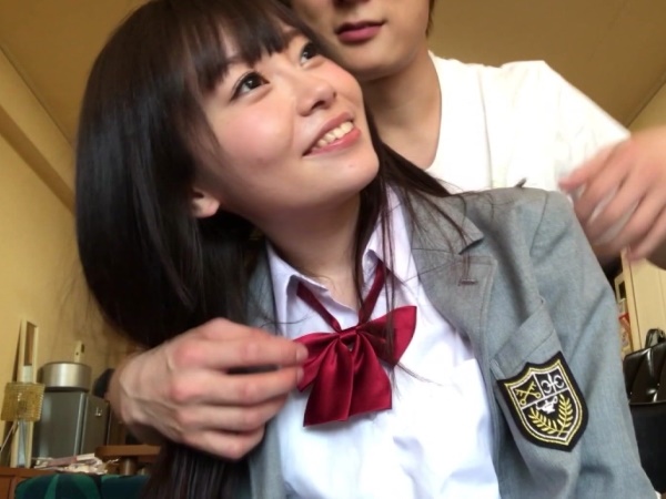 【清楚系JKの裏の顔】「もっと…欲しい…」制服を乱しながら彼氏に跨る淫乱美少女！可愛い顔してセックス大好きな本性を露わにし、激しく腰を振りまくる！彼氏とのイチャラブエッチがエロすぎる！♡