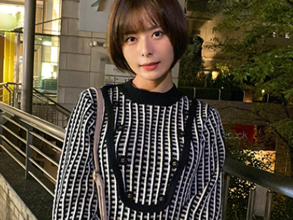 【NTR人妻の裏切り】ショートカットで清楚な若妻が、旦那に内緒で禁断の生チ○ポ挿入！無毛の貧乳ボディを激しく揺らし、口内に熱いザーメンをぶちまけられる！