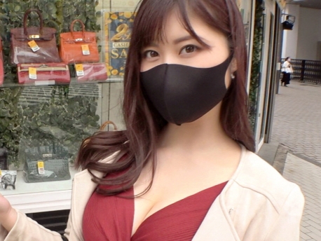 【ナンパ成功！】巨乳美人のドスケベお姉さん、肉棒で激しく突かれパイパンマンコがビショビショに！勢いよく吹き出すエロさに興奮MAX！