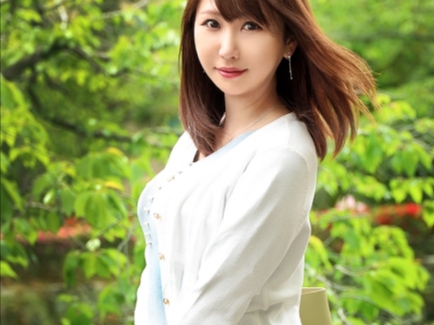 【人妻の危険な火遊び】『旦那じゃ物足りないの…』欲求不満なドスケベ人妻が他人棒で乱れまくり！不倫セックスの快感に溺れ、ヨガり狂う人妻の淫らな姿！♡