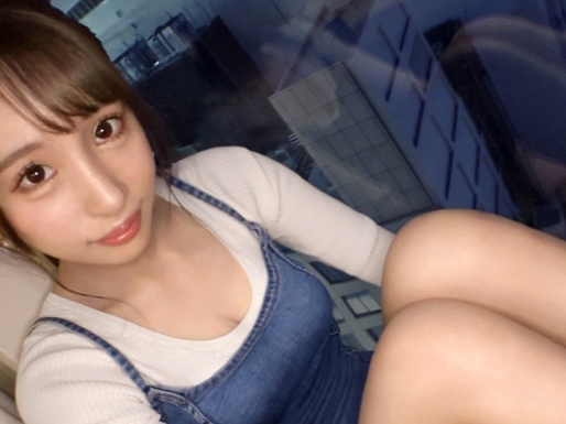 【美脚スレンダー美女の濃厚セックス】スラリと伸びた美脚がたまらない！パイパンマンコを肉棒で激しく突きまくり、スレンダー美女が感じまくるエロすぎる光景！ズボズボ激ピスで美脚が震える！