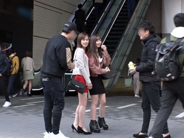 【街角ナンパ！スレンダーOLの無毛まんこに生ハメ】『ダメ…でも気持ちいい…』仕事帰りの美人OLをホテルに連れ込み、無毛の敏感まんこに激ピス！無責任に種付けされちゃう！仕事のストレスをエッチで発散しちゃうOLの淫らな姿に興奮間違いなし！！