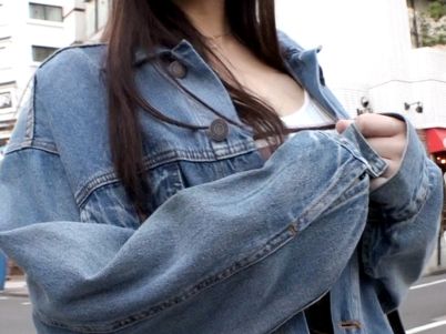 【ヤリマン予備校生の性欲爆発】『彼氏じゃ物足りないの…』巨乳エロボディの素人娘がナンパで本性むき出し！セフレ以上の濃厚セックスで膣内をガッツリ満たされちゃう！！